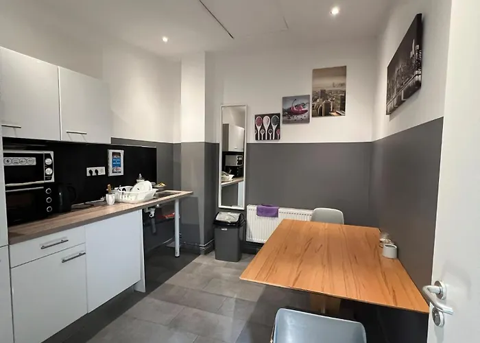 Appartement Zuri-hostel 24