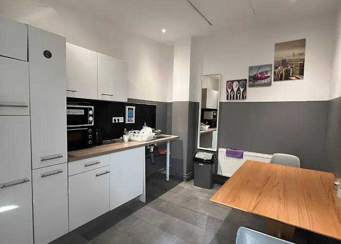 Appartement Zuri-hostel 24